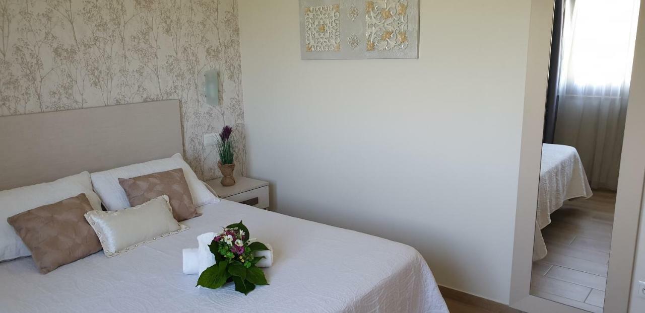 Apartamentos La Pradera De Isla Plana Exterior foto